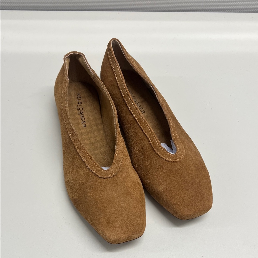 Kelsi Dagger Suede Flats in Brown